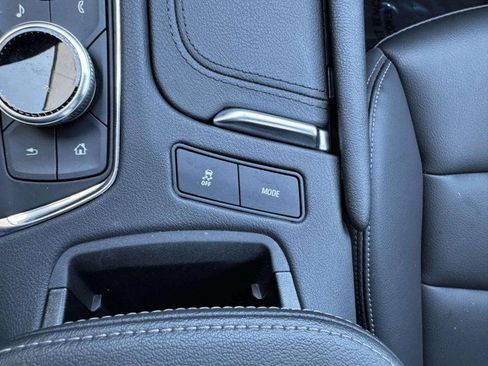 Used 2024 Cadillac XT6 Luxury w/ LPO, Floor Liner Package image 40