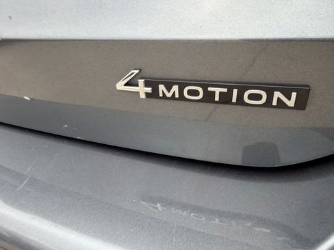 Used 2022 Volkswagen Taos S w/ IQ Drive S Package image 4