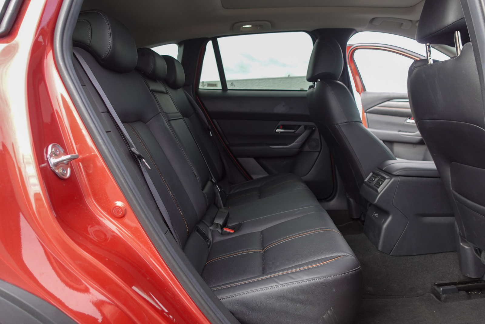 Certified 2025 MAZDA CX-50 AWD 2.5 S w/ Premium Plus Pkg image 16