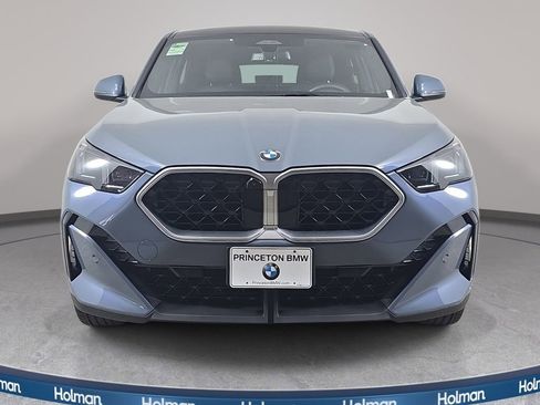 Used 2025 BMW X2 xDrive28i w/ Technology Package AWD/4WD image 3