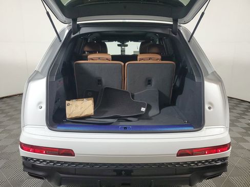 New 2026 Audi Q7 Premium Plus image 9