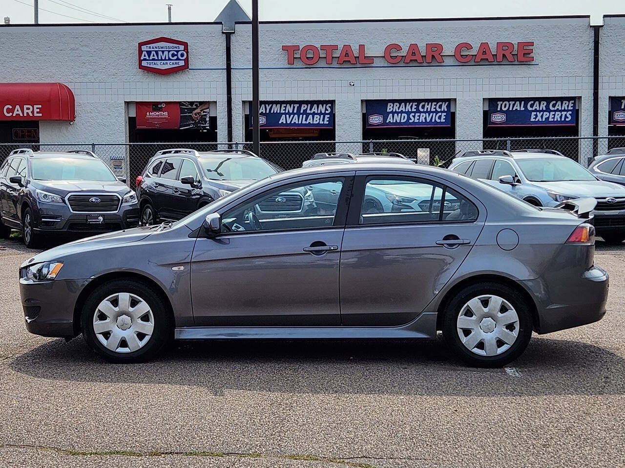 Used 2011 Mitsubishi Lancer ES FWD image 2