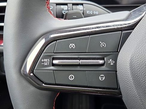New 2026 Chevrolet Traverse RS FWD image 20