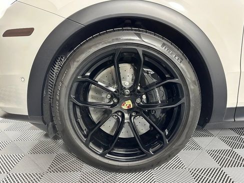 Certified 2024 Porsche Cayenne Turbo GT AWD/4WD image 15