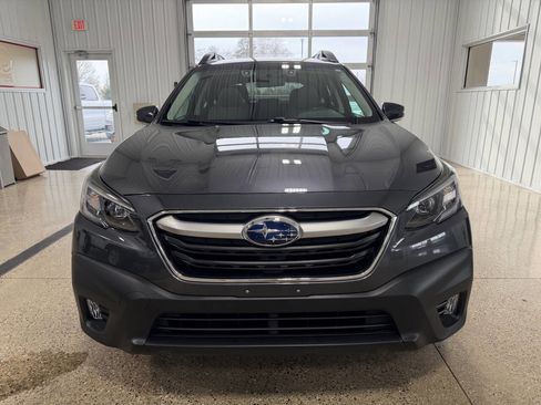 Used 2022 Subaru Outback Premium image 40