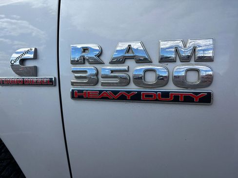 Used 2017 RAM 3500 Tradesman w/ Chrome Appearance Group image 42