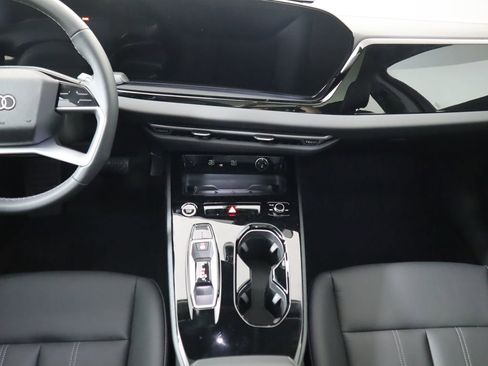 Used 2025 Audi A5 2.0T Premium w/ Convenience Package AWD/4WD image 16