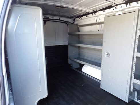 Used 2020 Chevrolet Express 2500 w/ Safety Package image 30