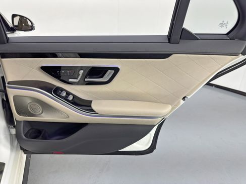 Used 2021 Mercedes-Benz S 500 4MATIC image 50