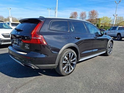 Used 2020 Volvo V60 T5 Cross Country w/ Protection Package Premier AWD/4WD image 8