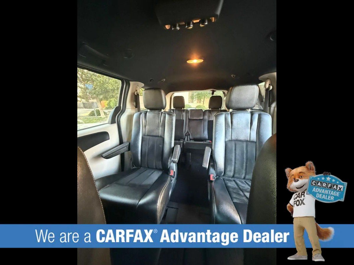 Used 2018 Dodge Grand Caravan SXT FWD image 35
