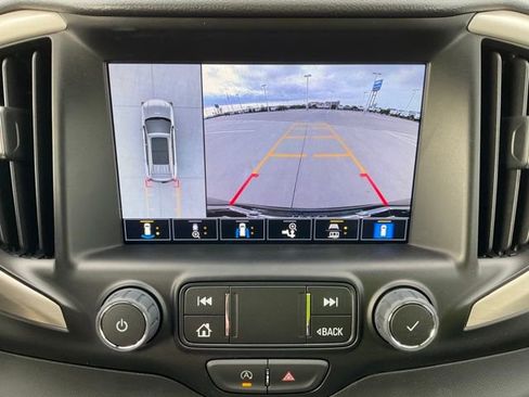 Used 2023 GMC Terrain Denali w/ Denali Premium Package AWD/4WD image 10