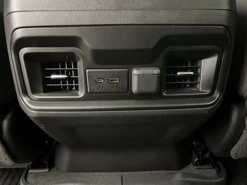 Used 2021 Chevrolet Silverado 1500 LT Trail Boss w/ Bed Protection Package AWD/4WD image 18