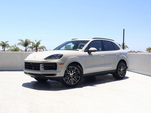 New 2026 Porsche Cayenne AWD/4WD image 1