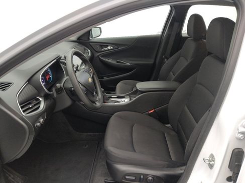 Used 2024 Chevrolet Malibu LS w/ Driver Confidence Package image 17