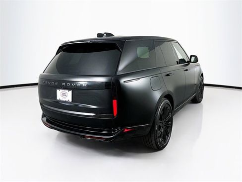 New 2026 Land Rover Range Rover SE image 5