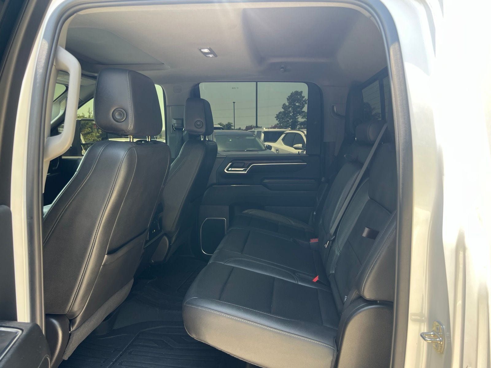 Used 2024 GMC Sierra 2500 SLT w/ Texas SLT Premium Package AWD/4WD image 16
