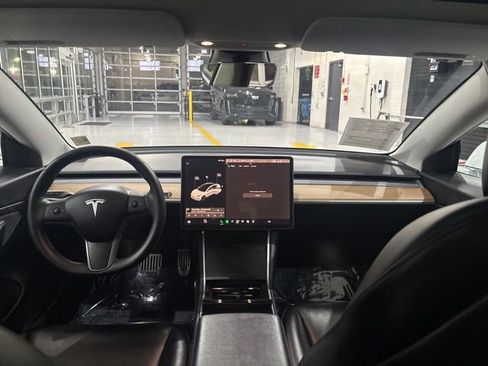 Used 2020 Tesla Model 3 Long Range AWD/4WD image 29