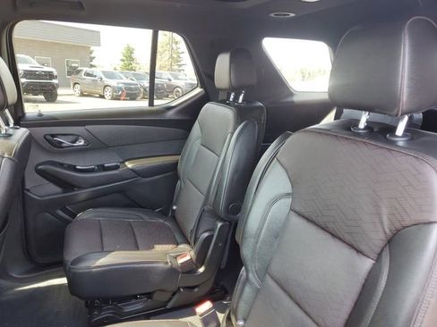 Used 2023 Chevrolet Traverse High Country w/ LPO, Floor Liner Package AWD/4WD image 31
