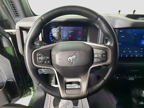 Used 2024 Ford Bronco Everglades image 12