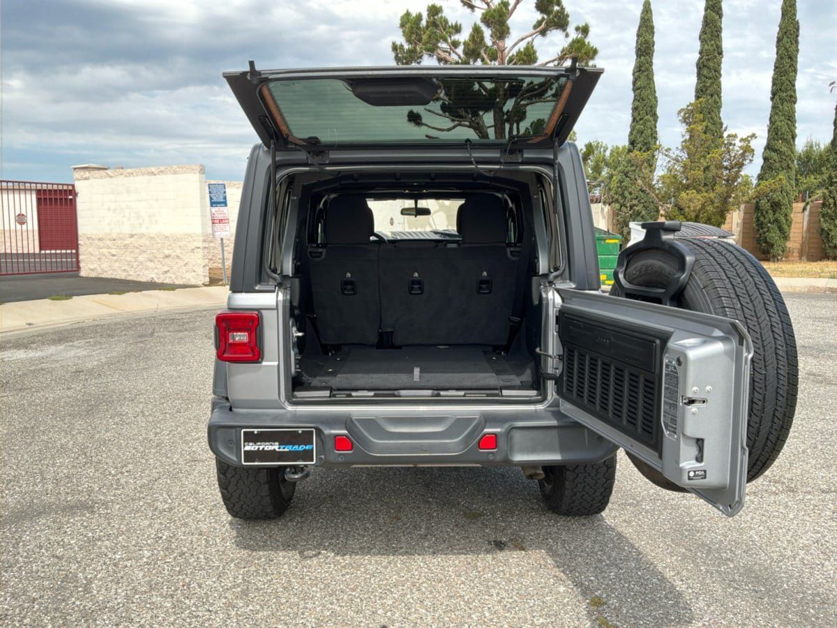 Used 2021 Jeep Wrangler Unlimited Sport AWD/4WD image 21