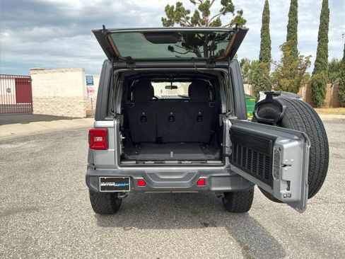 Used 2021 Jeep Wrangler Unlimited Sport AWD/4WD image 21
