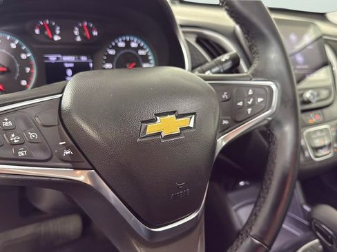 Certified 2025 Chevrolet Malibu RS image 23