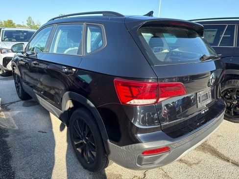 Used 2022 Volkswagen Taos S FWD image 3