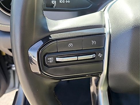 Used 2023 Chevrolet Colorado ZR2 w/ ZR2 Convenience Package III AWD/4WD image 18