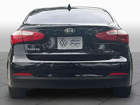 Used 2016 Kia Forte LX w/ LX Popular Plus Package FWD image 5