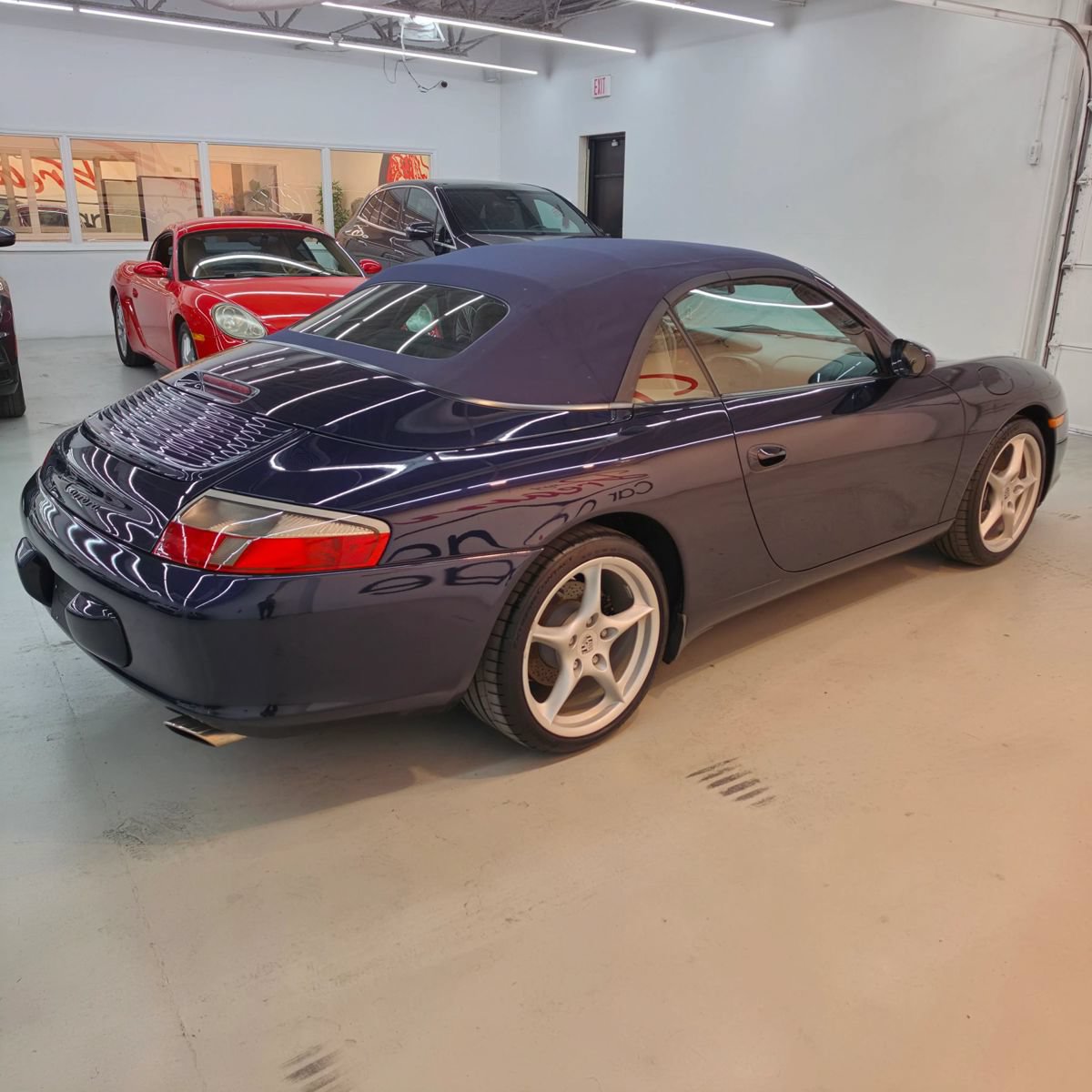 Used 2004 Porsche 911 Carrera 4 AWD/4WD image 12