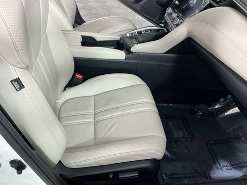 Used 2019 Honda Insight Touring image 14