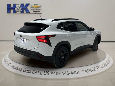 New 2026 Chevrolet Trax LT w/ Driver Confidence Package FWD image 6