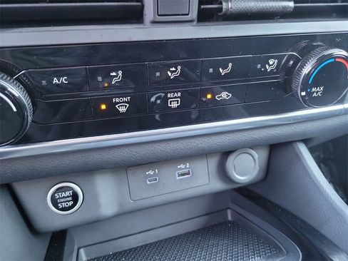 Certified 2023 Nissan Rogue S image 10