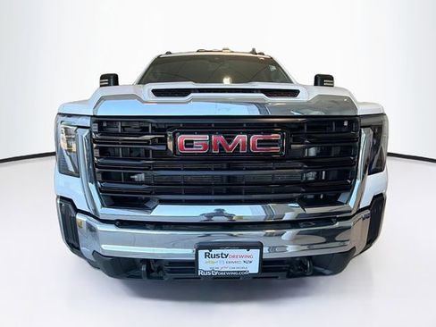 Used 2024 GMC Sierra 3500 Pro AWD/4WD image 2