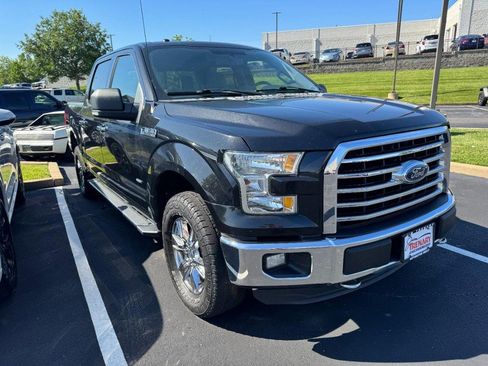 Used 2015 Ford F150 XLT w/ Equipment Group 302A Luxury AWD/4WD image 4