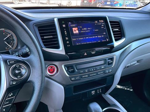 Used 2016 Honda Pilot EX image 6
