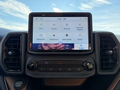 Used 2022 Ford Bronco Sport Outer Banks w/ Tech Package image 27