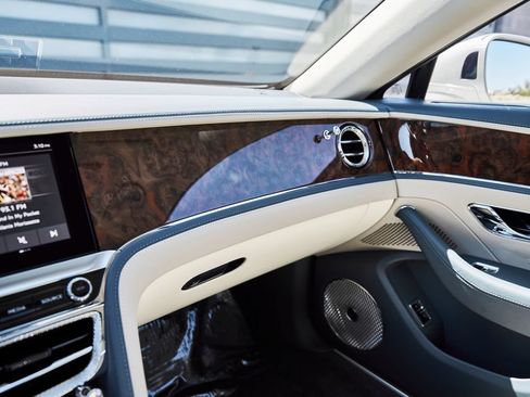 Used 2022 Bentley Flying Spur W12 AWD/4WD image 85