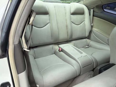 Used 2011 INFINITI G37 Journey w/ Premium Pkg image 16