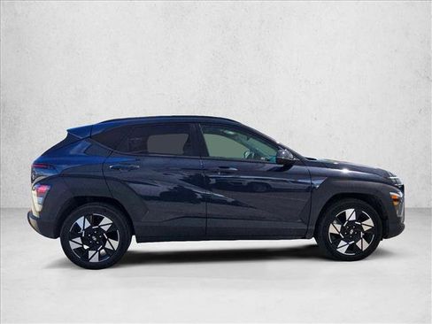 Used 2024 Hyundai Kona SEL FWD image 4