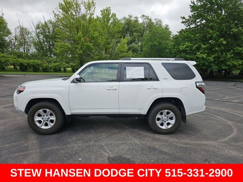 Used 2024 Toyota 4Runner SR5 AWD/4WD image 1