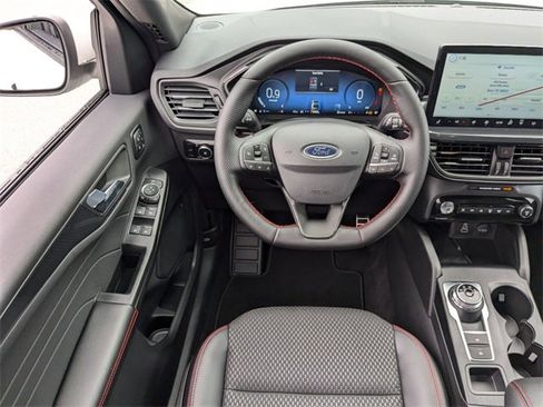 Used 2024 Ford Escape ST-Line Elite image 16