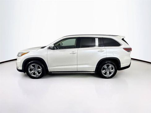 Used 2016 Toyota Highlander Limited FWD image 14