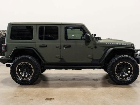 Used 2018 Jeep Wrangler Unlimited Rubicon AWD/4WD image 36