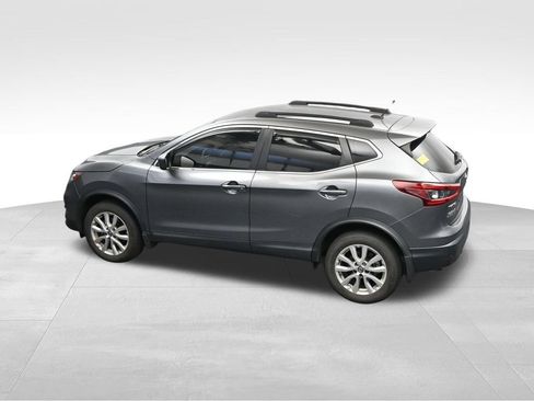 Used 2022 Nissan Rogue Sport S FWD image 11
