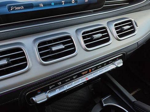 Used 2025 Mercedes-Benz GLE 53 AMG 4MATIC image 27