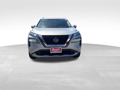 Used 2023 Nissan Rogue Platinum AWD/4WD image 2