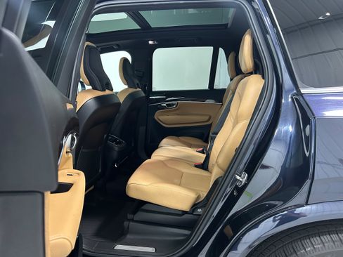 Used 2019 Volvo XC90 T6 Momentum w/ Advanced Package AWD/4WD image 28