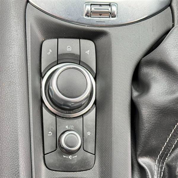Used 2025 MAZDA MX-5 Miata RF Grand Touring RWD image 16
